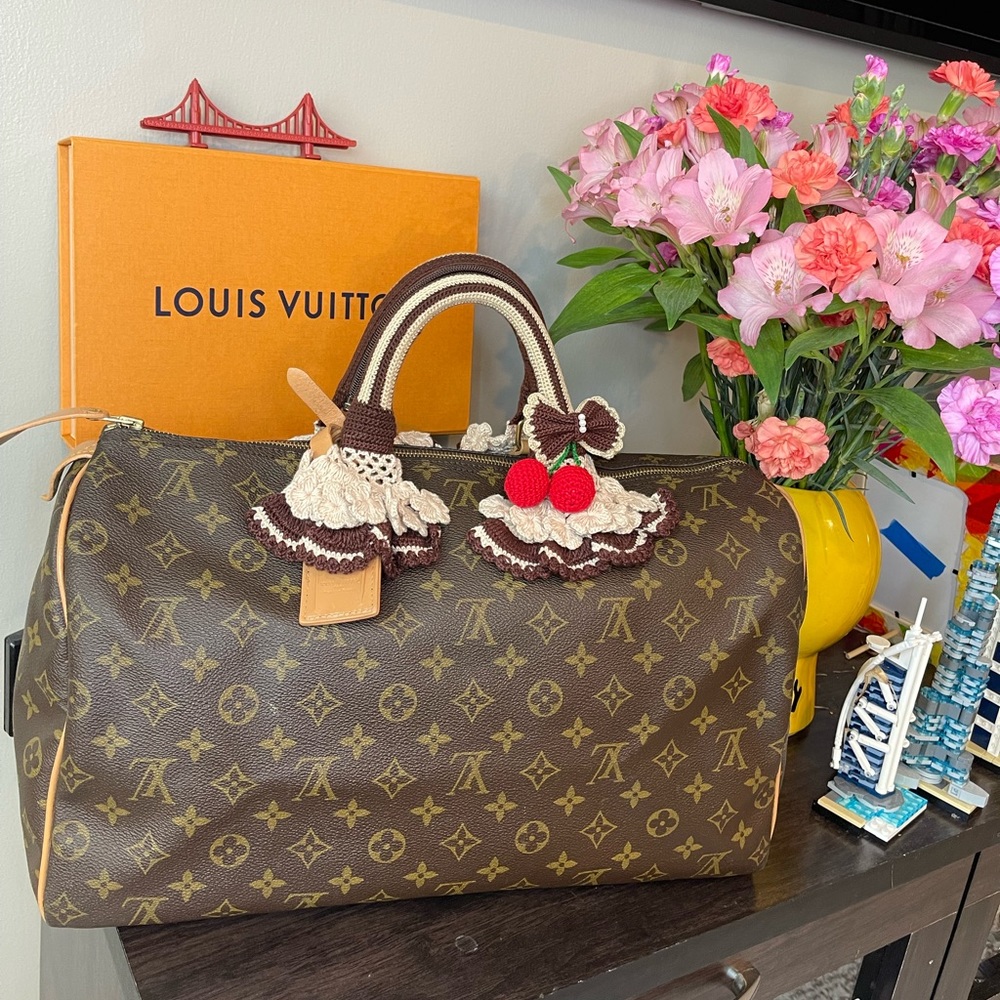 Louis Vuitton Monogram Speedy 40
